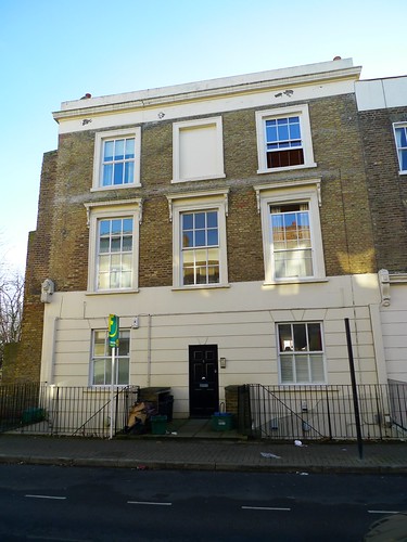 8281058780_00e6136de9