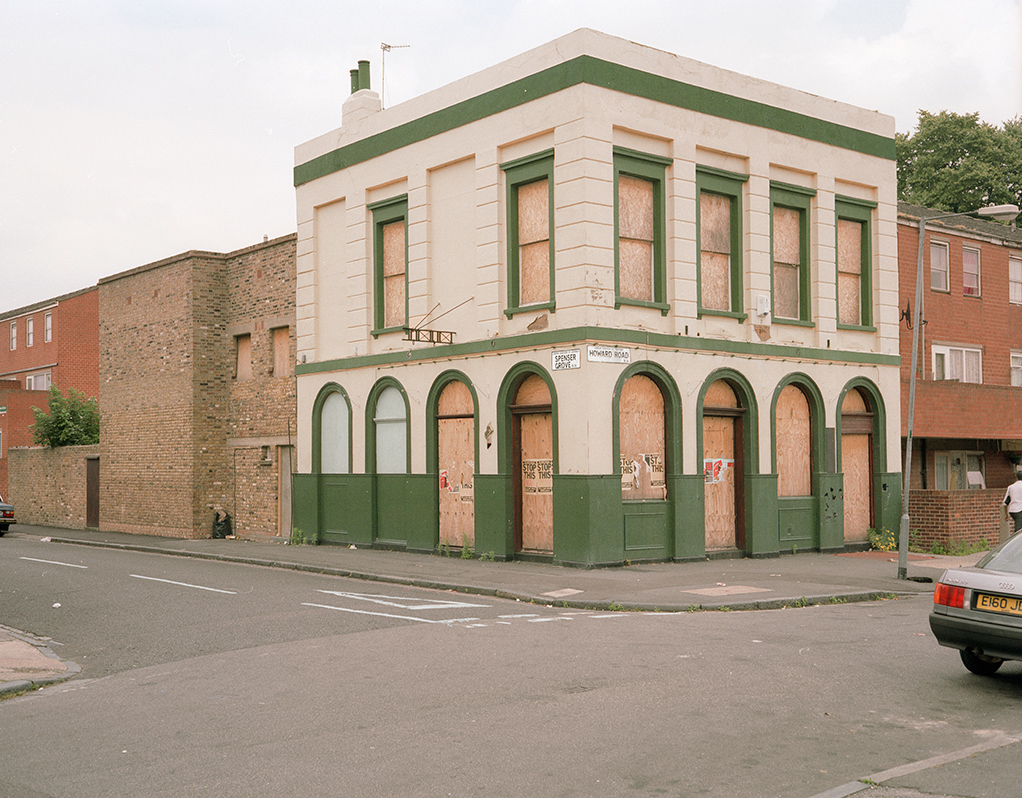 The Howard Arms on Howard Road_Spenser Grove, Stoke Newington. Photos by Chris Dorley-Brown